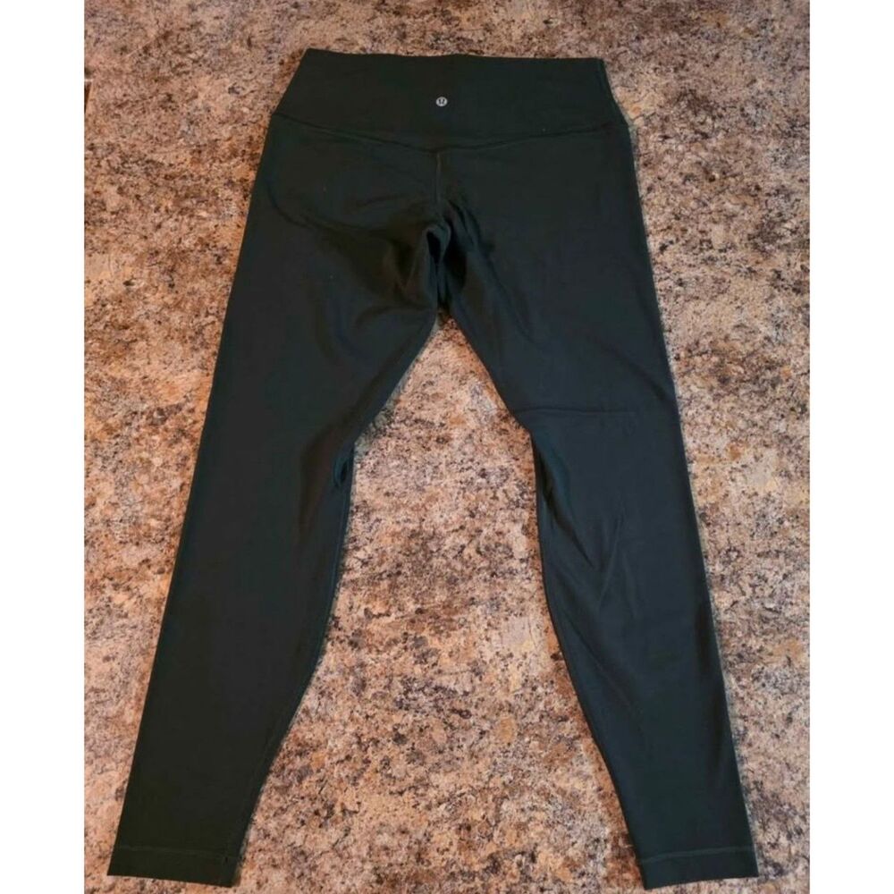 Lululemon Womens 12 Forest Green High Rise Crop Leggings
